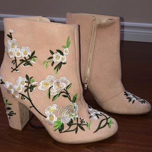 Forever 21 rougeur blush booties